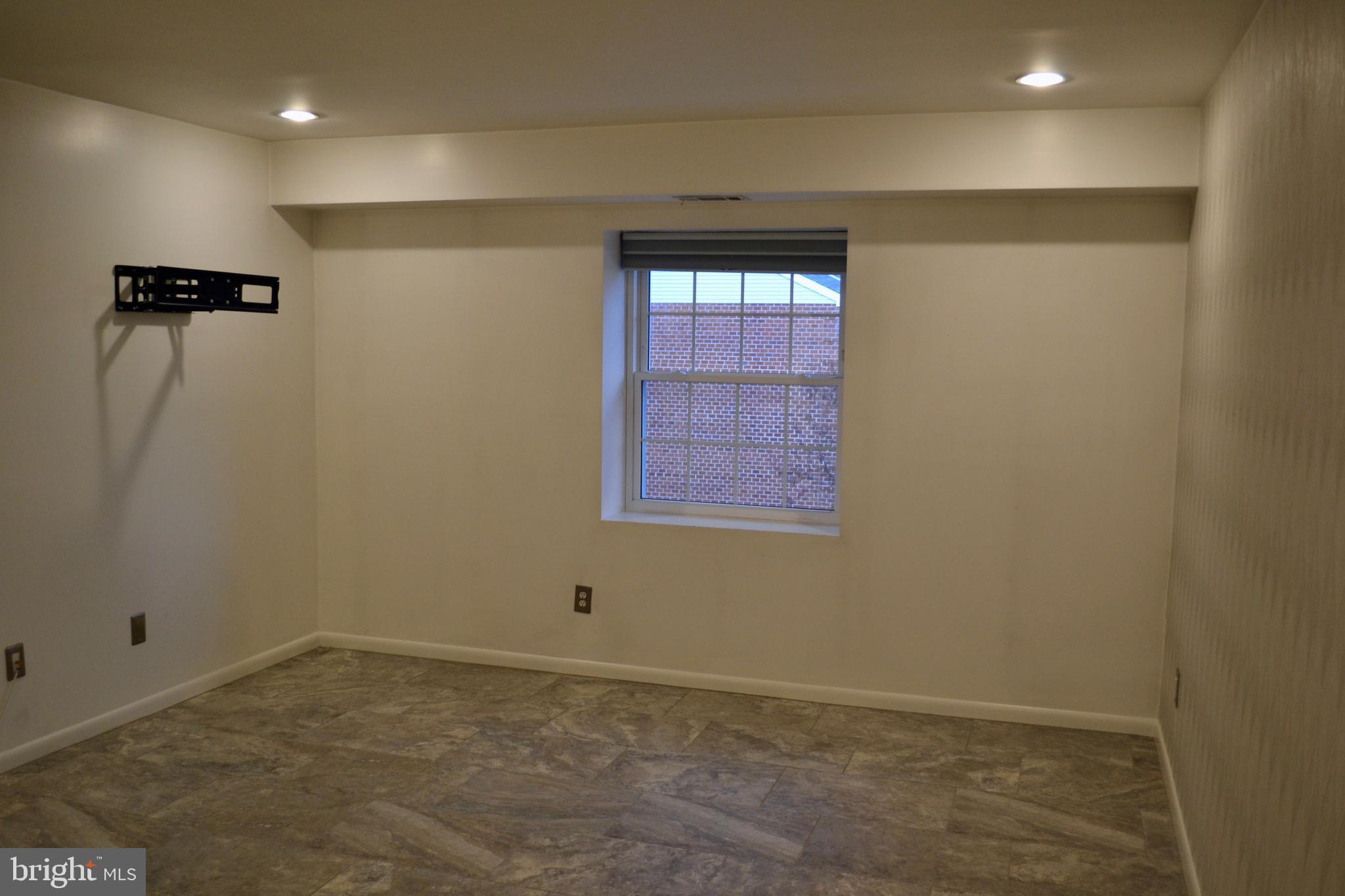 BROOKING COURT GARDEN - Residential