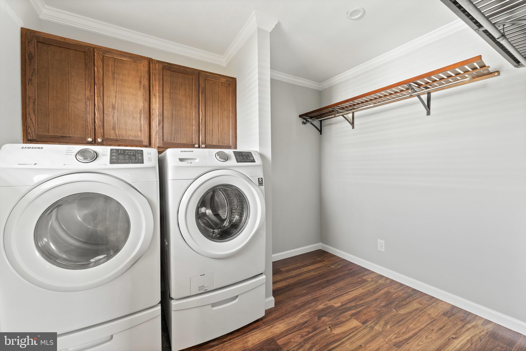 NORMANDY VILLAGE - Residential