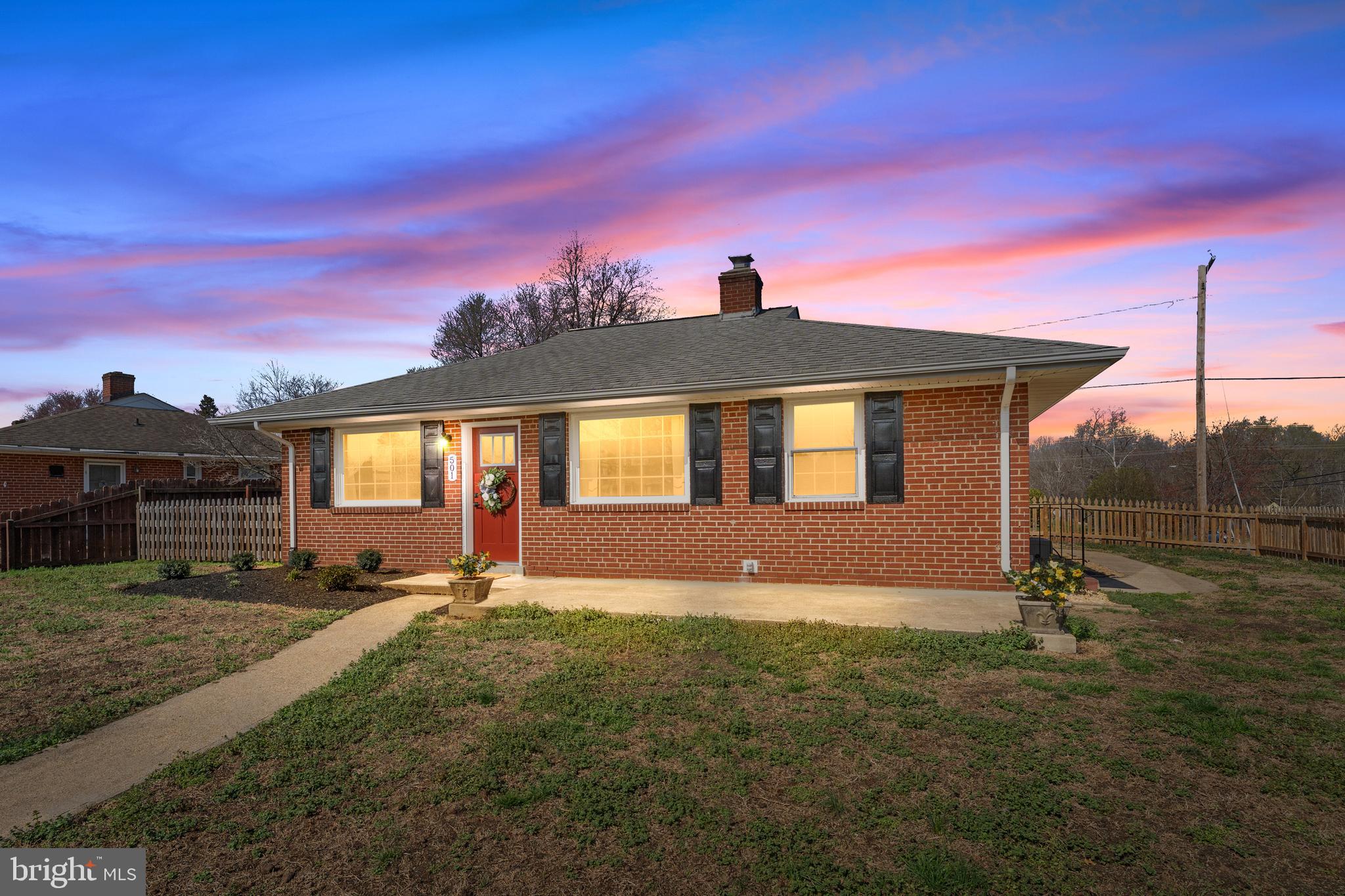 NORMANDY VILLAGE - Residential
