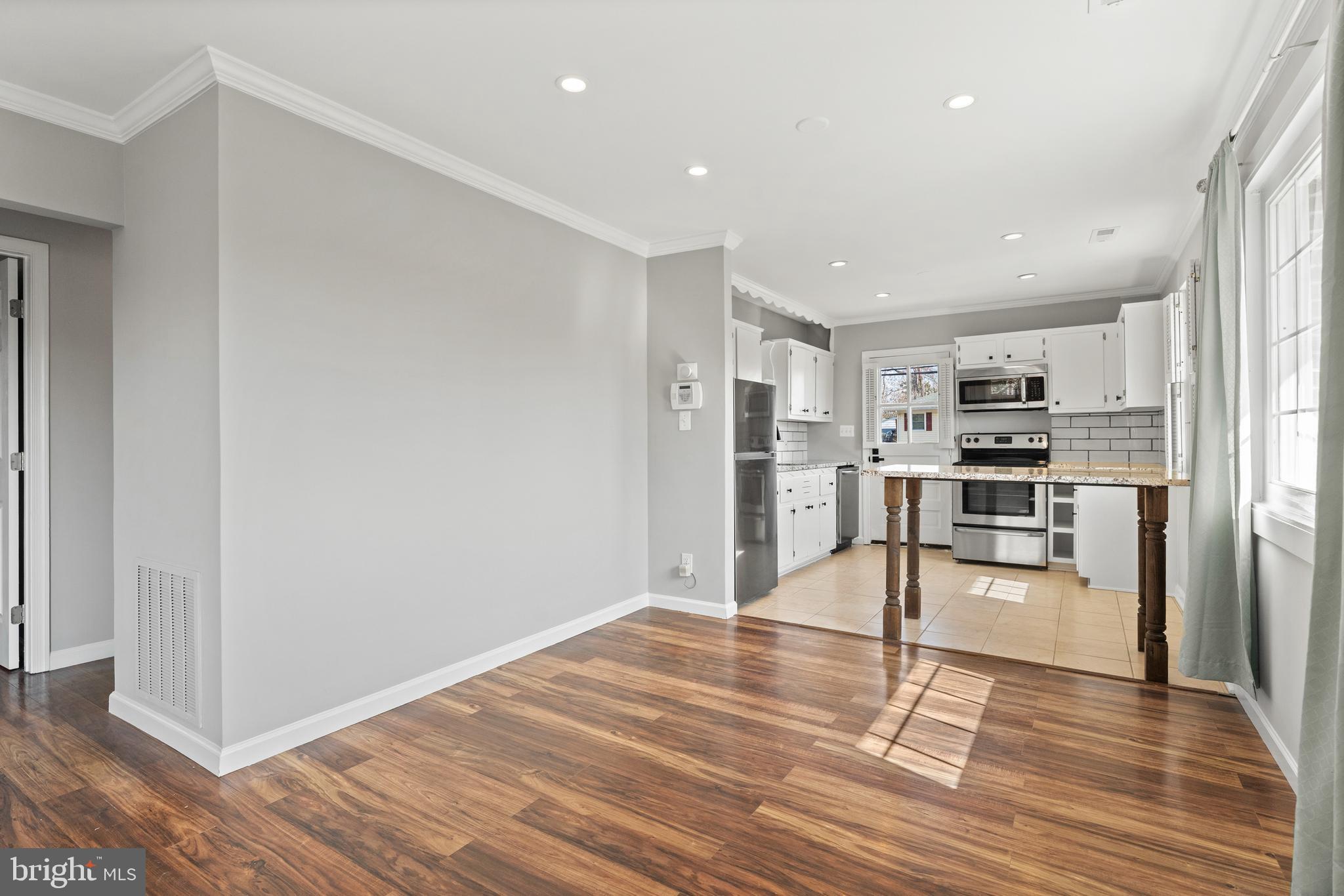 NORMANDY VILLAGE - Residential