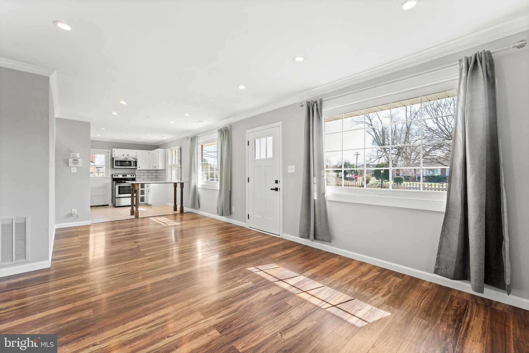 NORMANDY VILLAGE - Residential