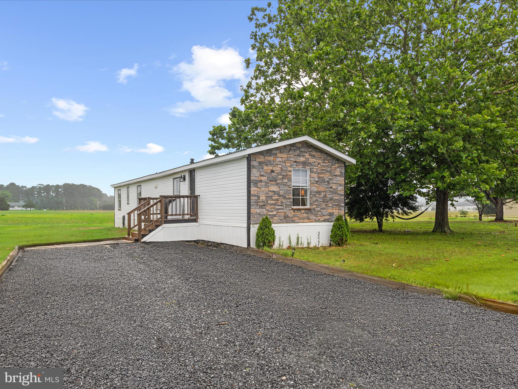 35296 5TH STREET 46027