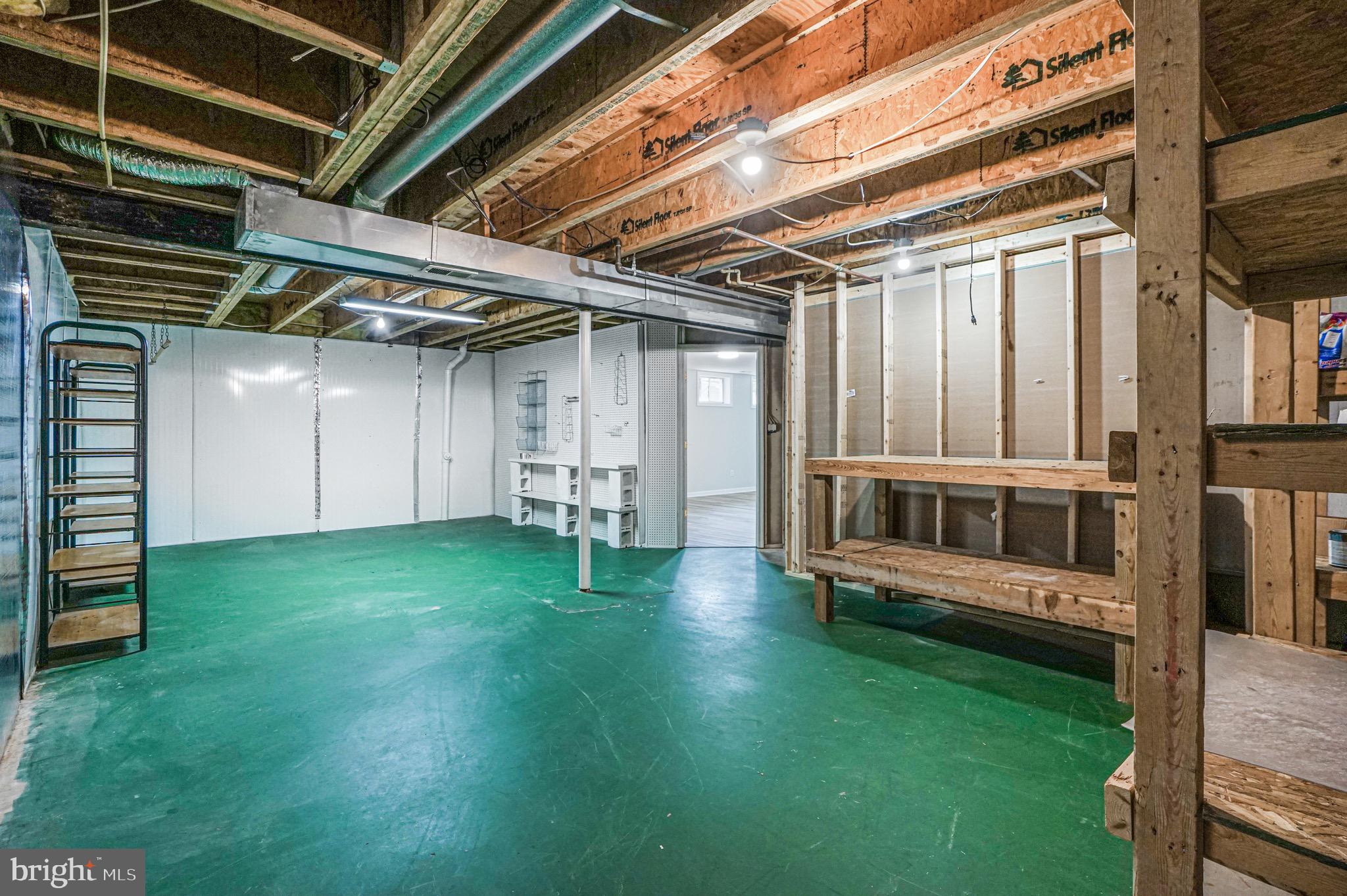 SOUTH RIDING - Residential