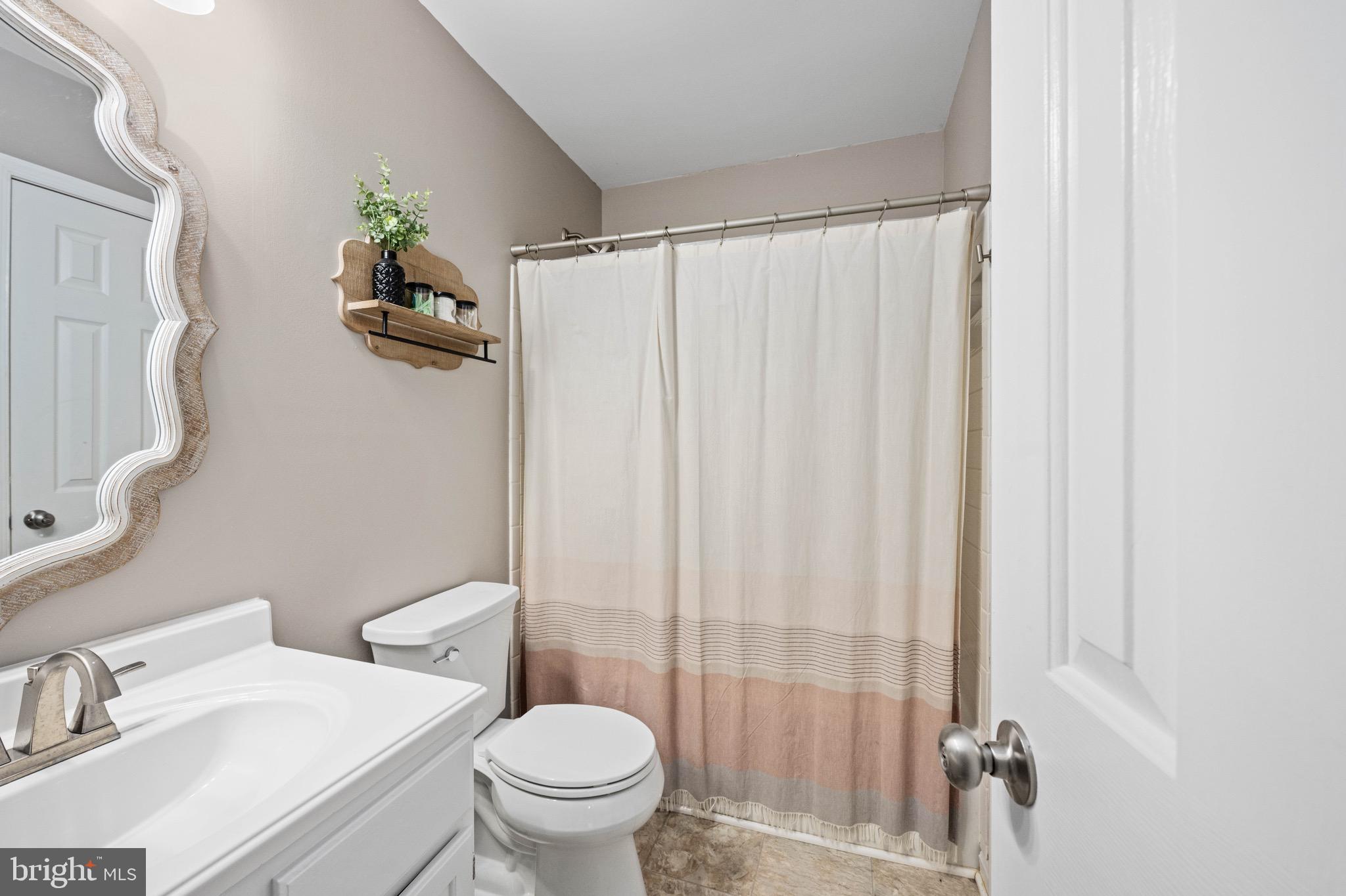 KINGSWOOD - Residential