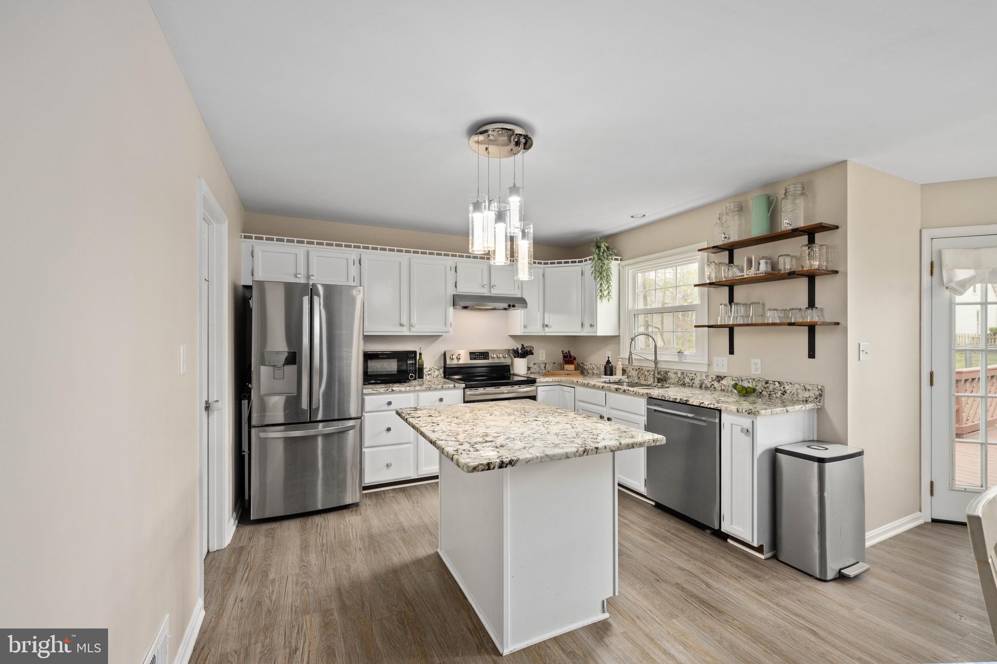 KINGSWOOD - Residential