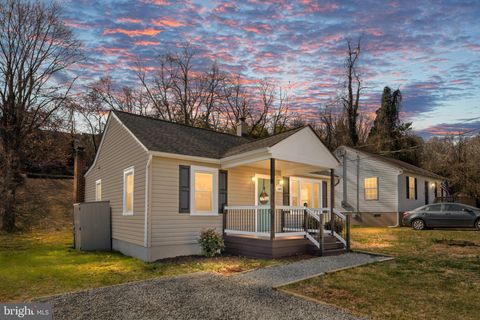 Homes For Sale - 246 Berry Street<br/> Orange County, ORANGE, VA 22960