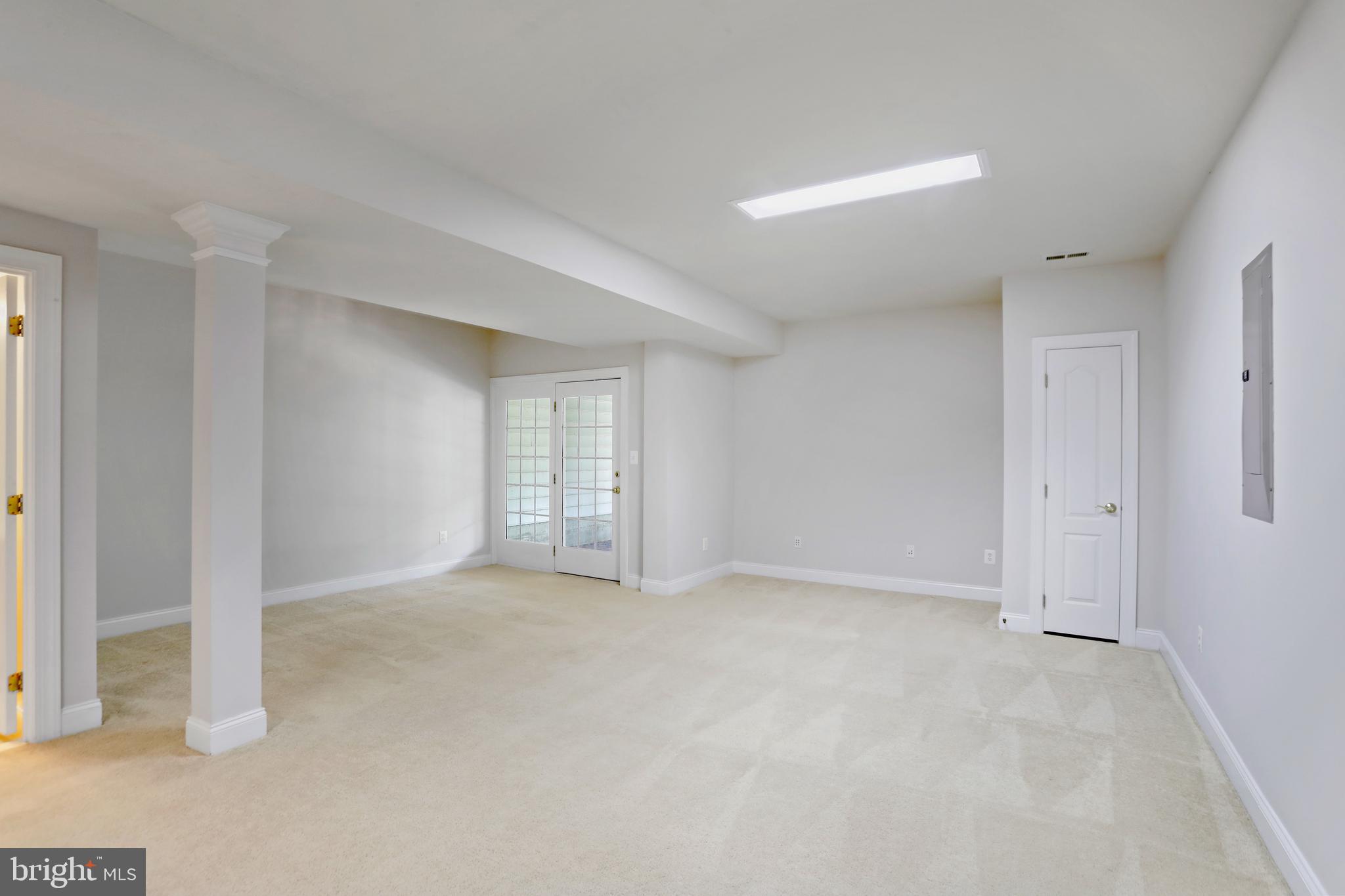 BELMONT COUNTRY CLUB - Residential