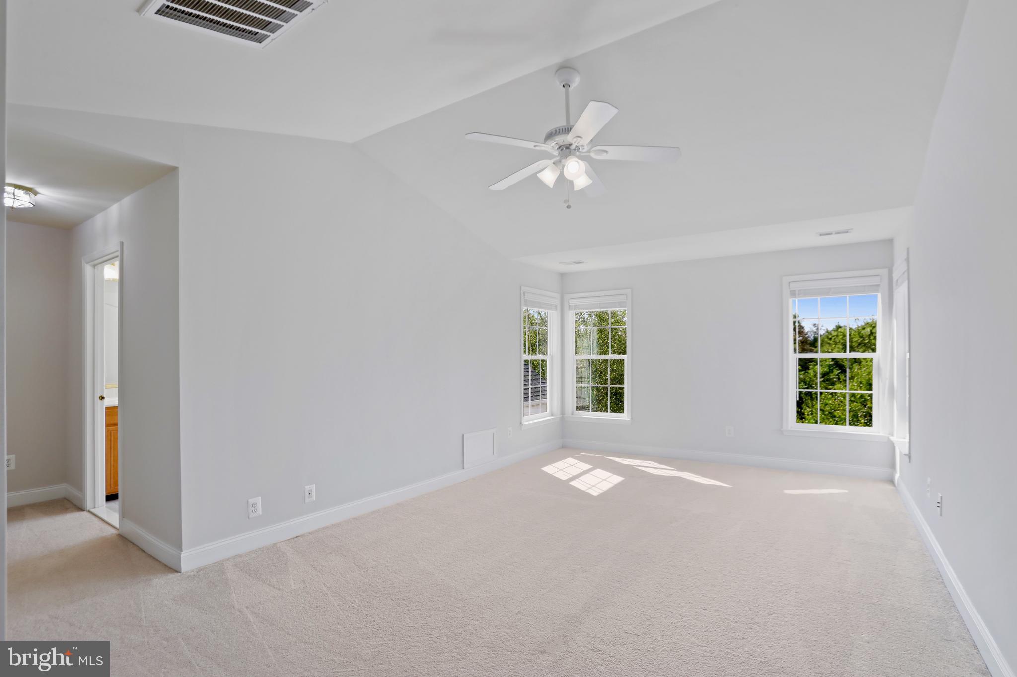 BELMONT COUNTRY CLUB - Residential