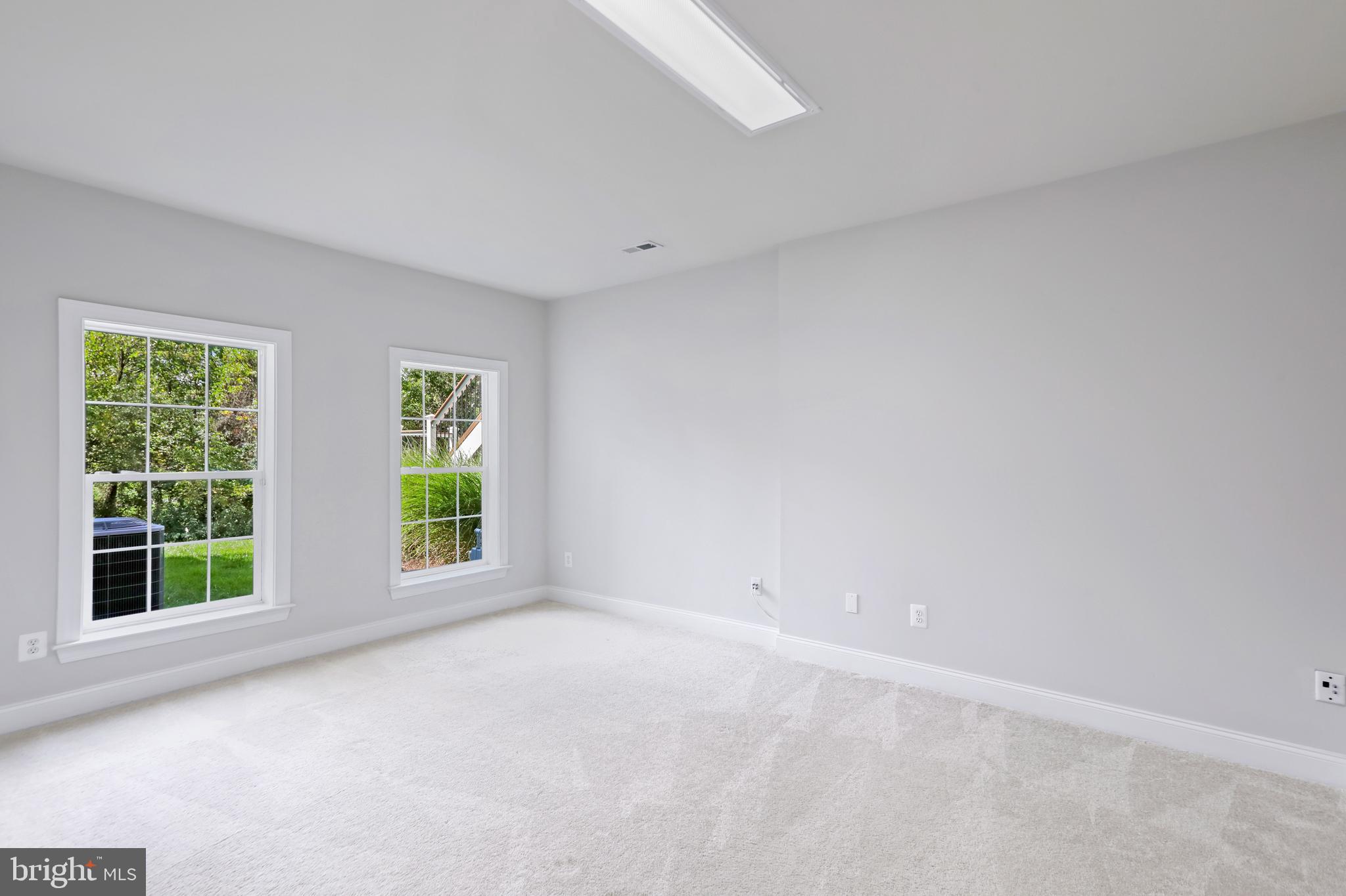 BELMONT COUNTRY CLUB - Residential