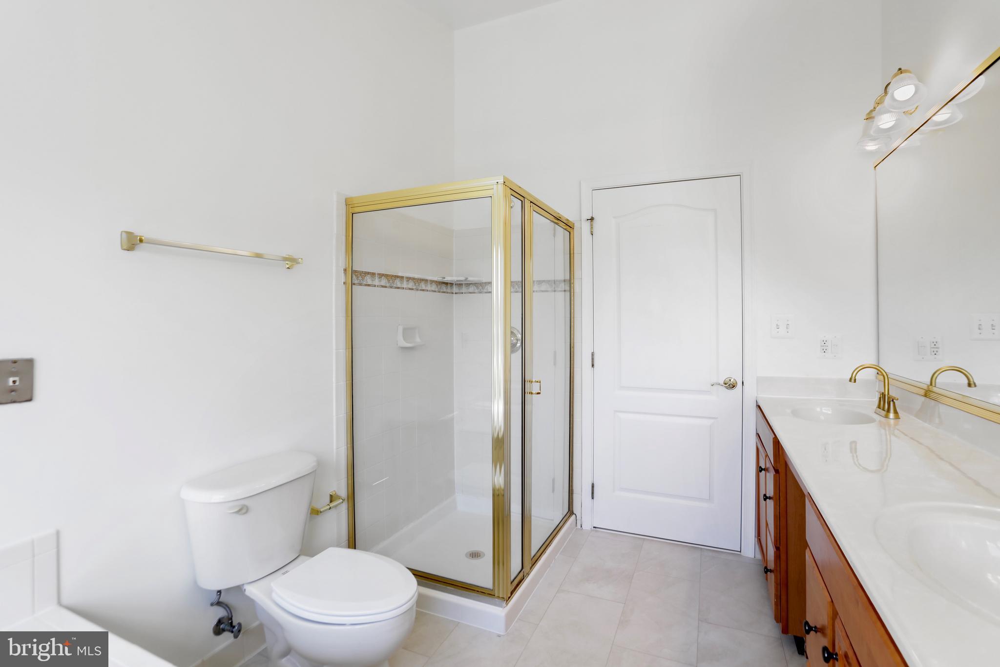 BELMONT COUNTRY CLUB - Residential