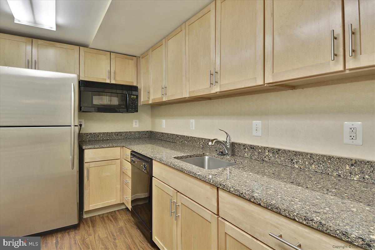 FOGGY BOTTOM - Residential Lease