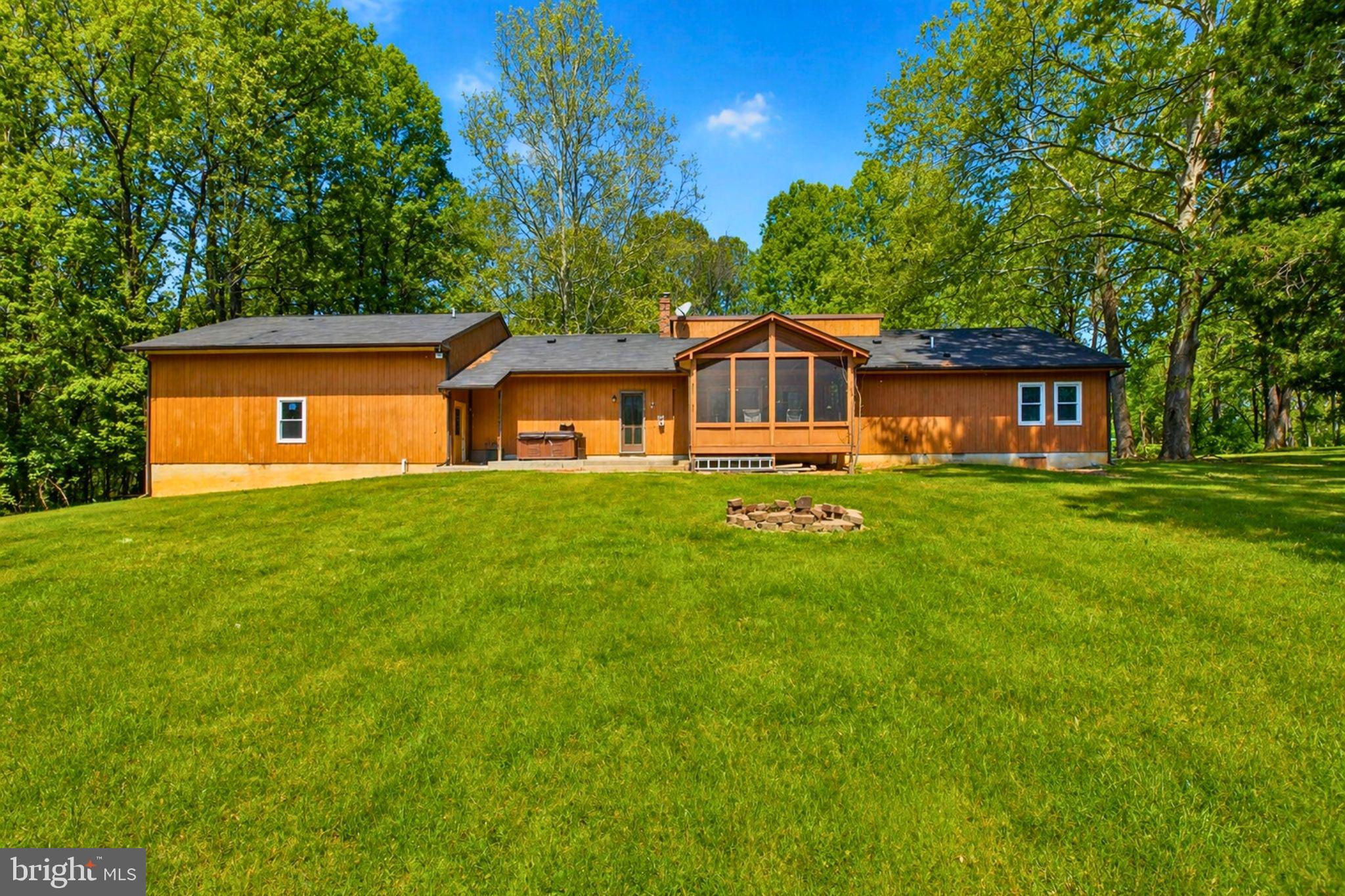 POTOMAC VALLEY FARMS - Residential