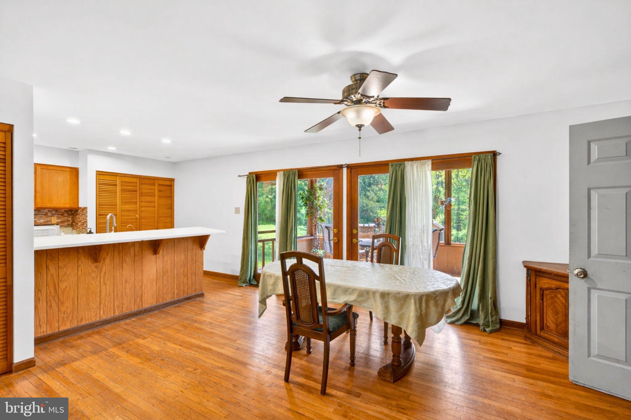 POTOMAC VALLEY FARMS - Residential