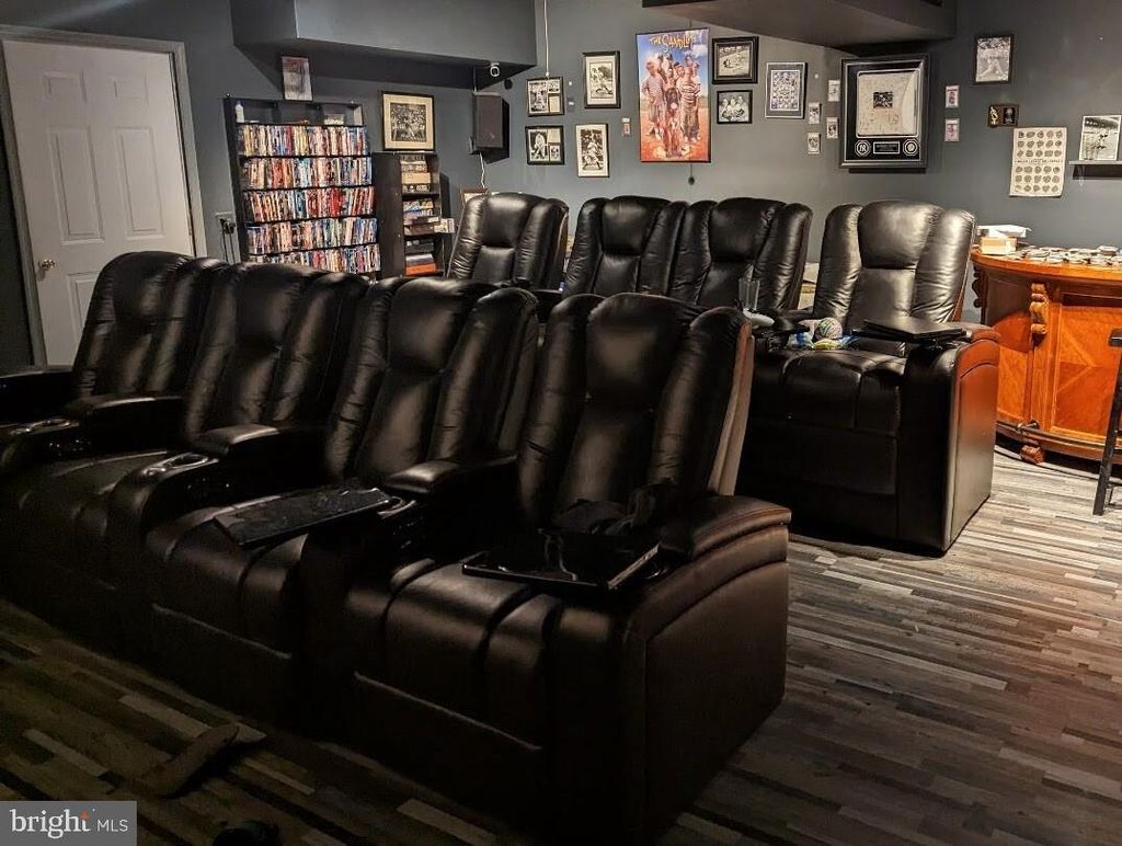 Photo of 16821 Tow Path Lane, SHARPSBURG, MD 21782 (MLS # MDWA2031752)