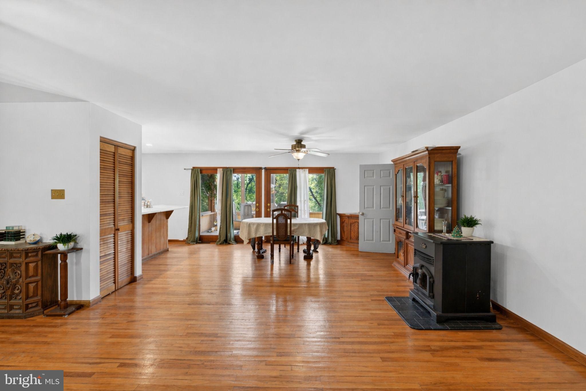 POTOMAC VALLEY FARMS - Residential