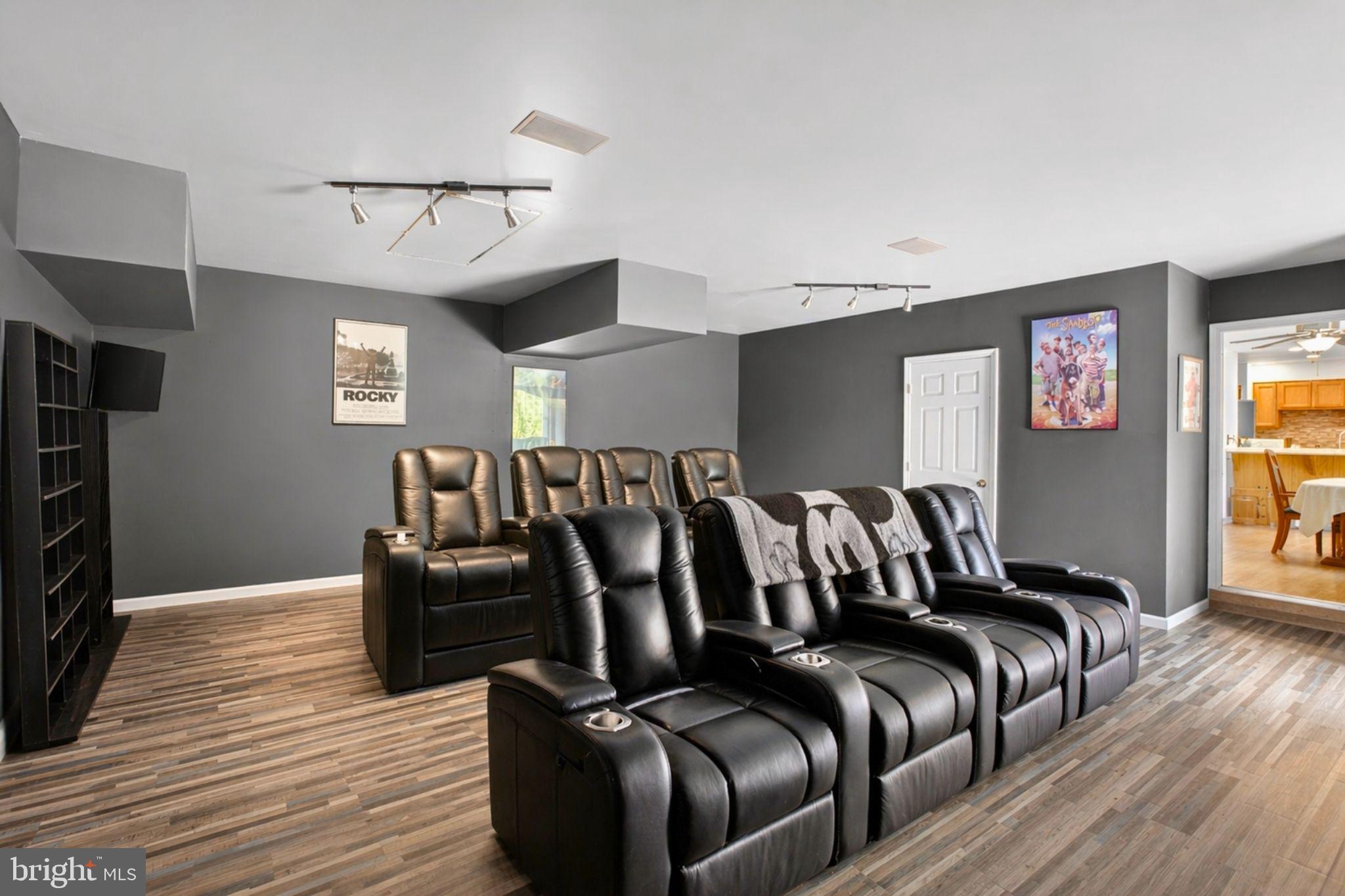 POTOMAC VALLEY FARMS - Residential