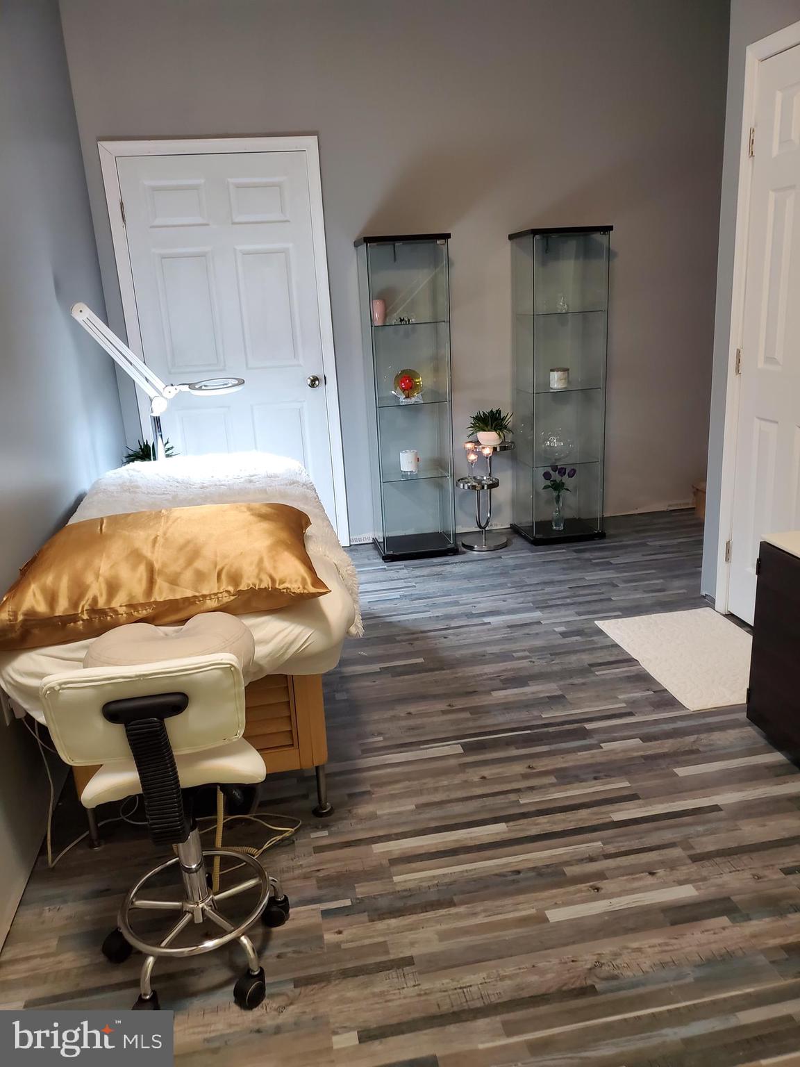 POTOMAC VALLEY FARMS - Residential