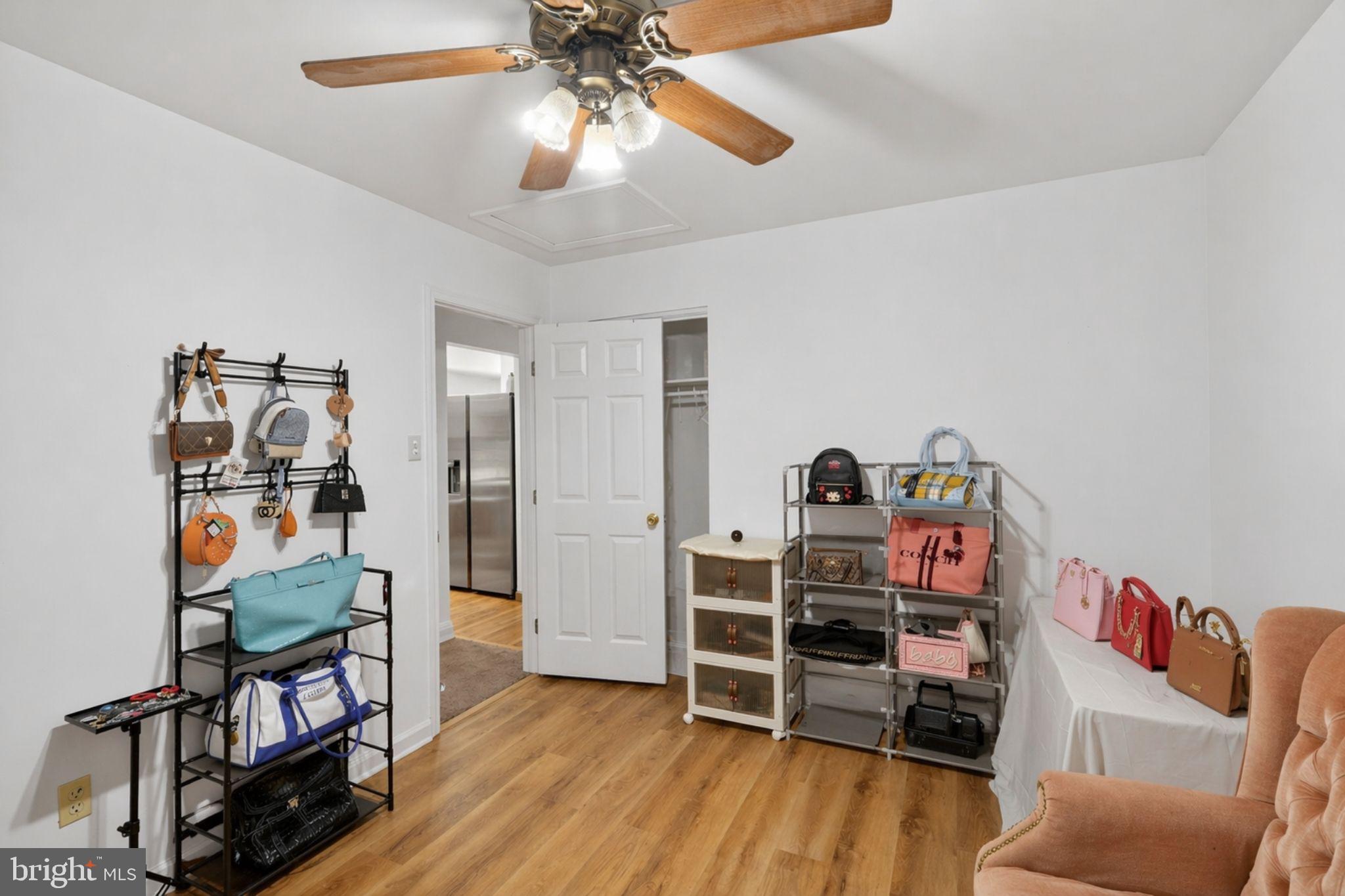 POTOMAC VALLEY FARMS - Residential