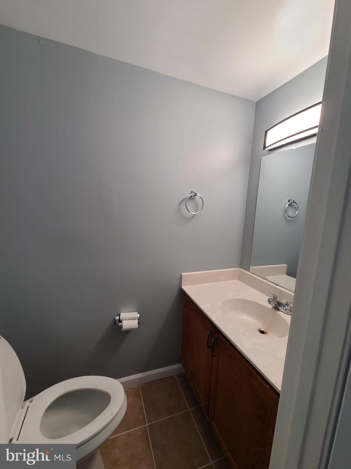 COLONY SQUARE - Residential