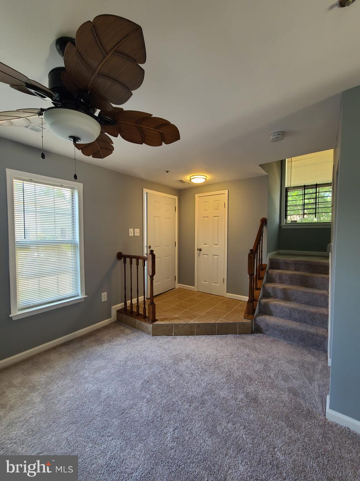 COLONY SQUARE - Residential