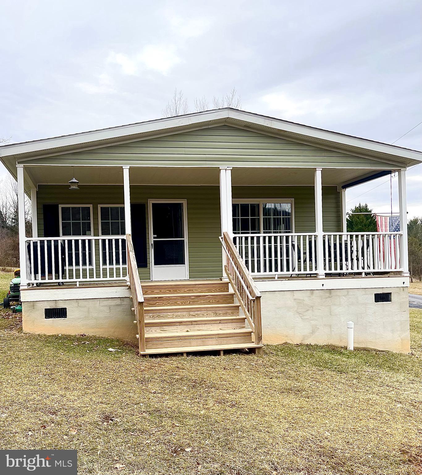 SHENANDOAH RIVER BEND - Residential