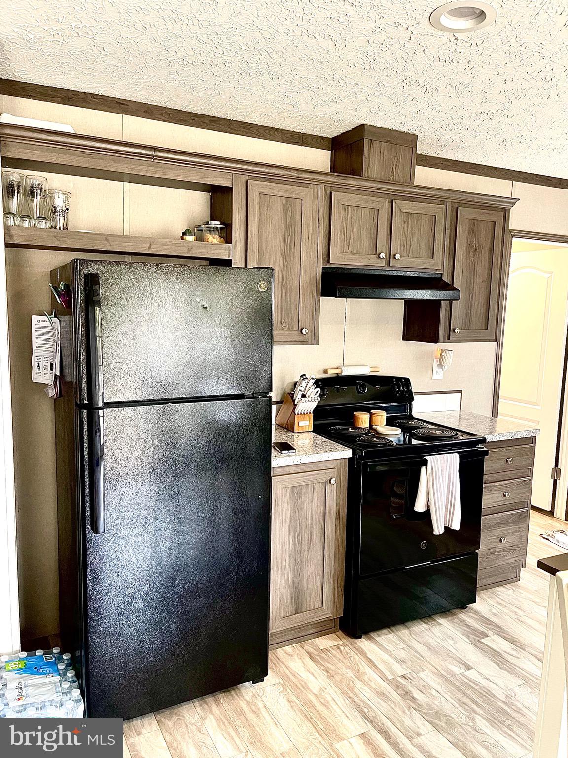 SHENANDOAH RIVER BEND - Residential