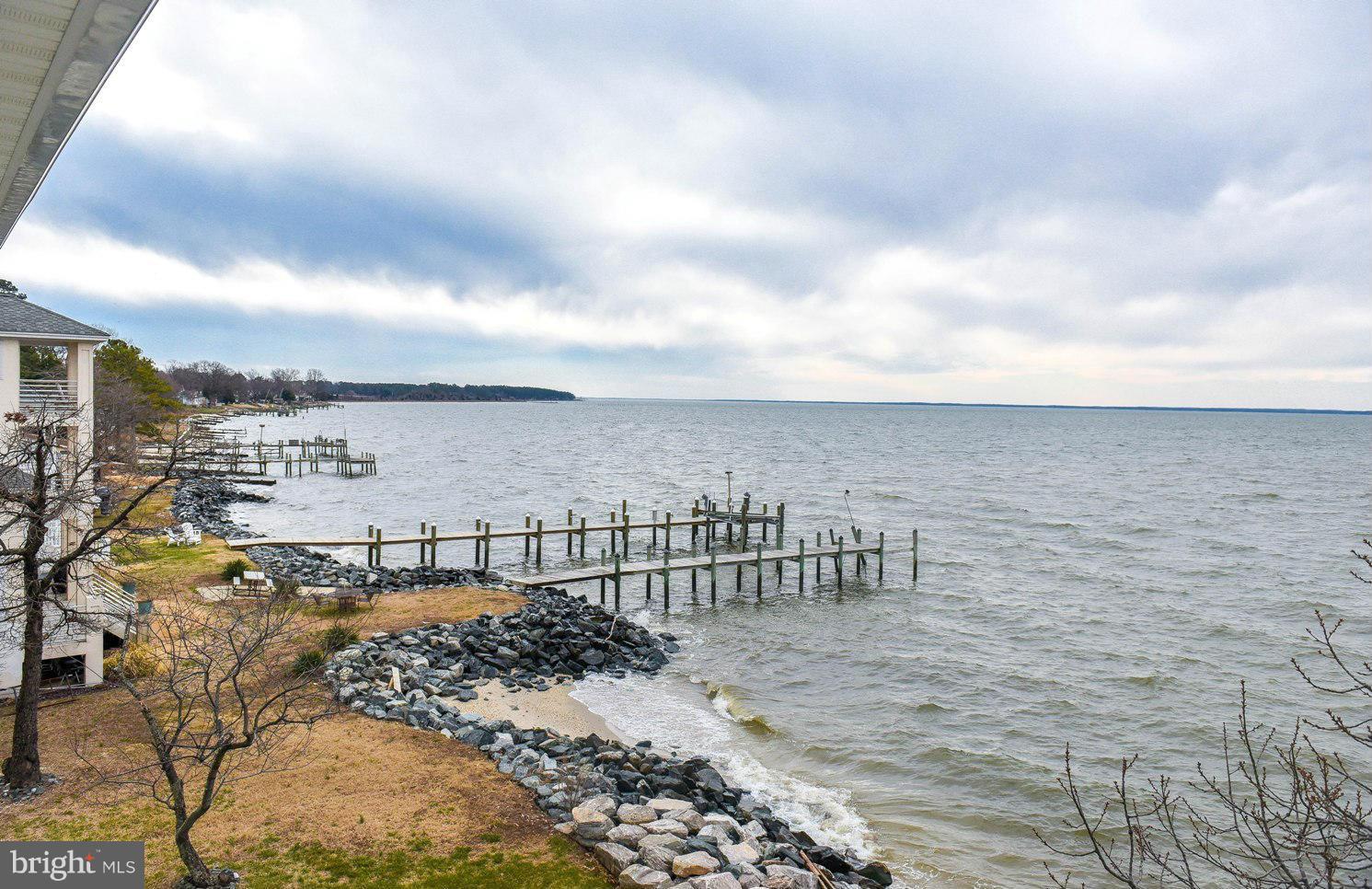 MCKAYS BEACH - Residential