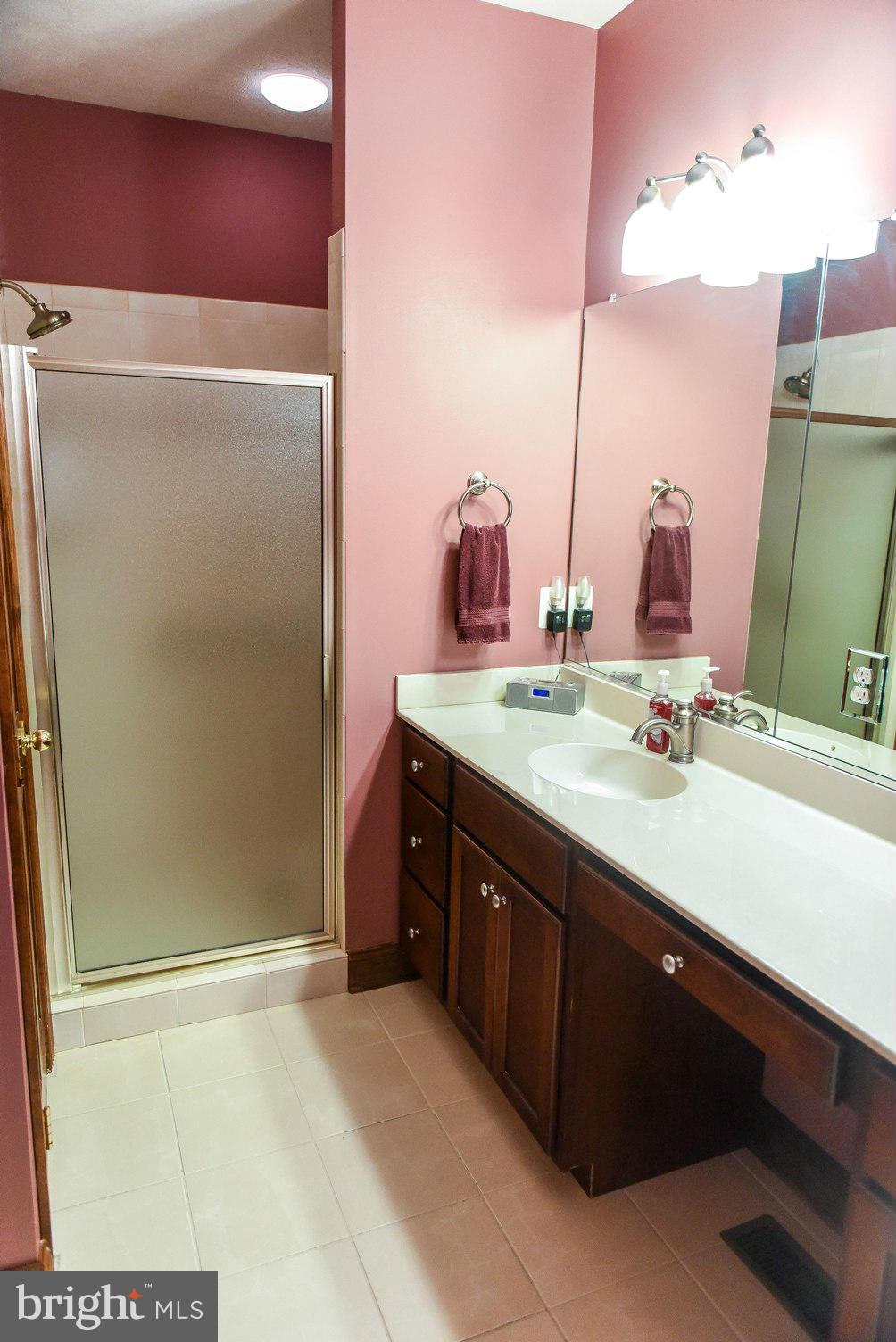 MCKAYS BEACH - Residential