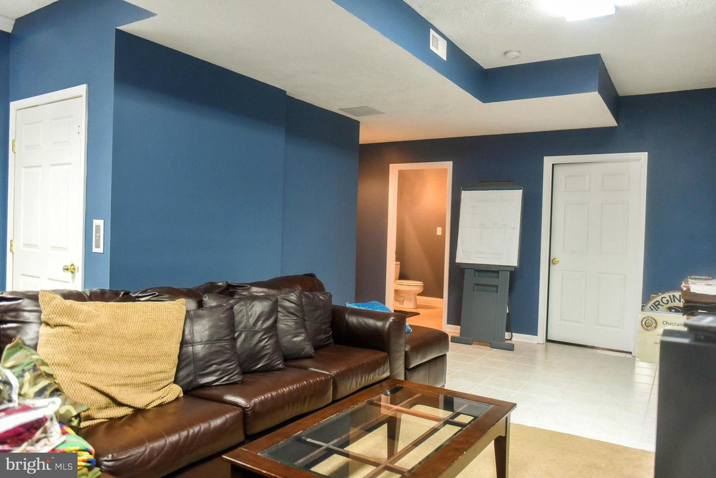 MCKAYS BEACH - Residential