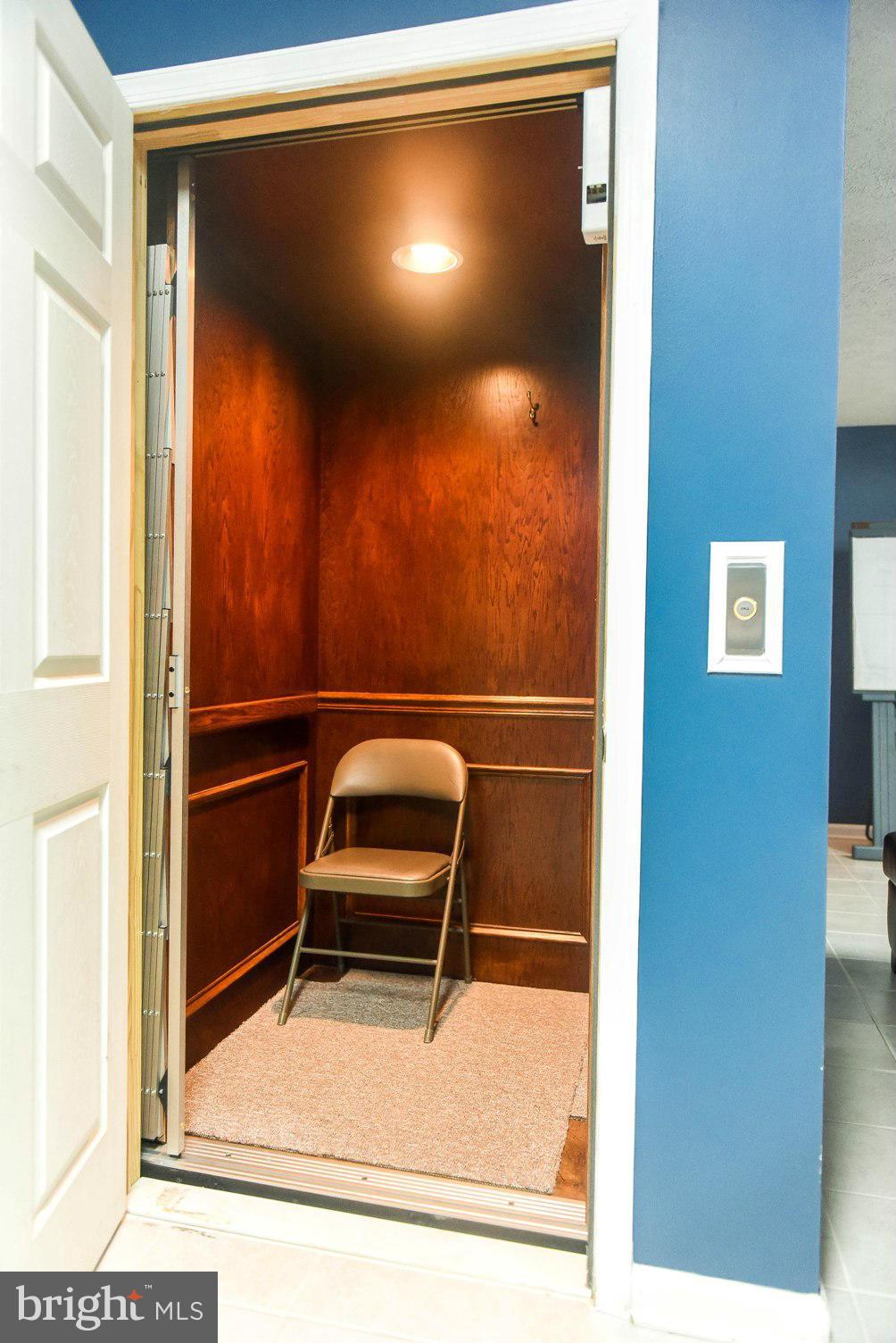 MCKAYS BEACH - Residential