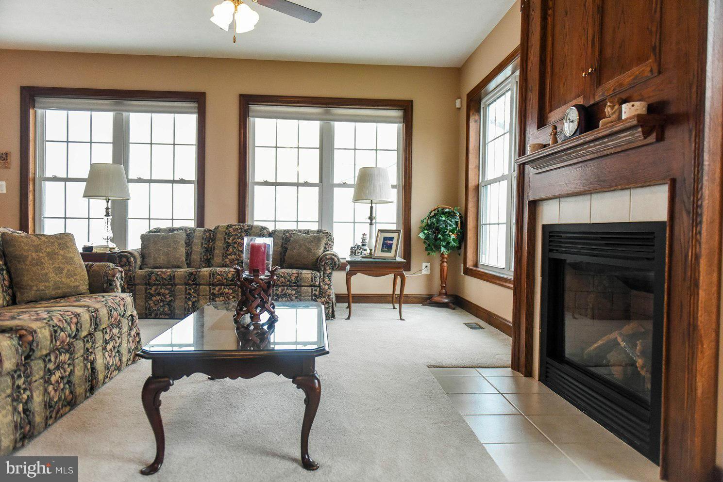 MCKAYS BEACH - Residential