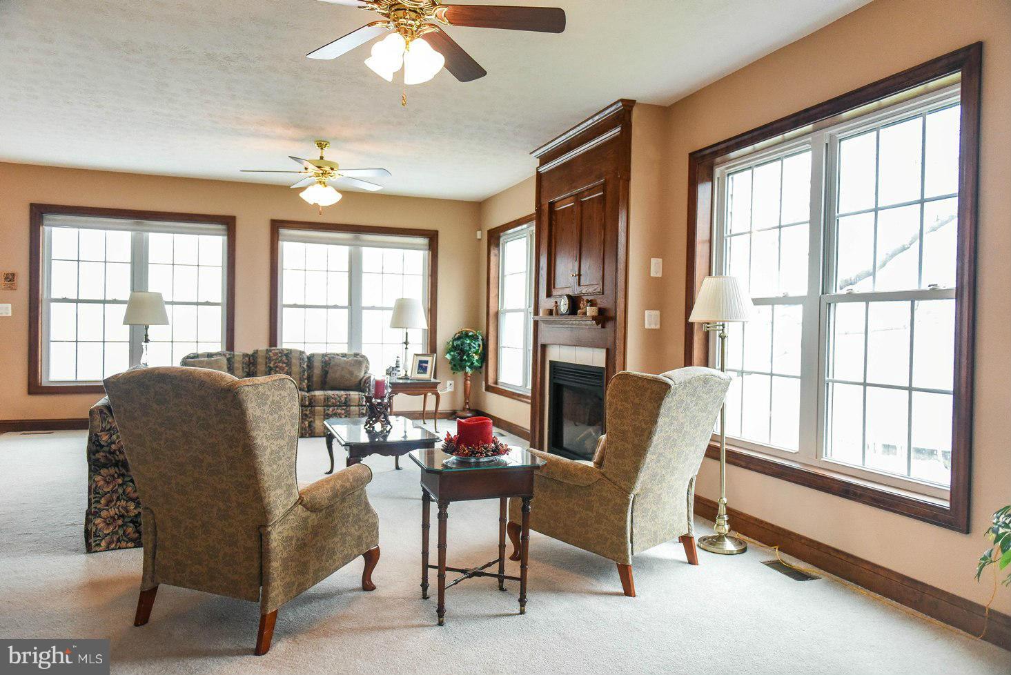 MCKAYS BEACH - Residential