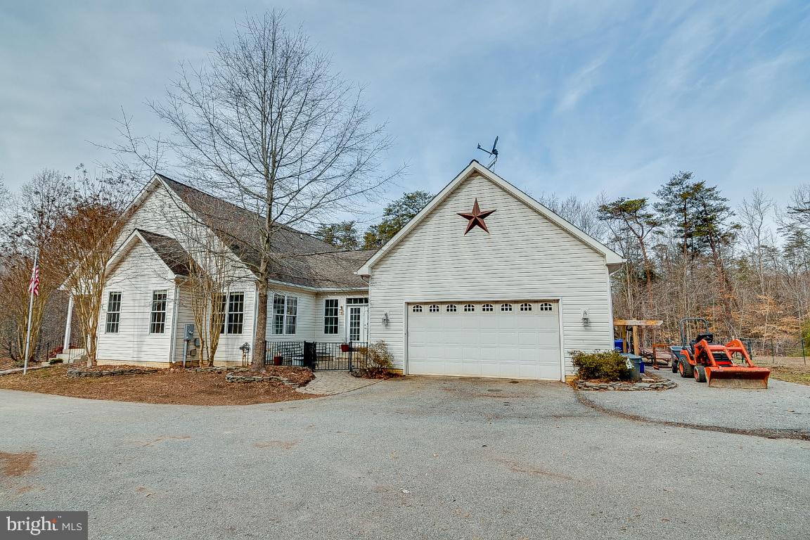 LORD'S CREEK - Residential