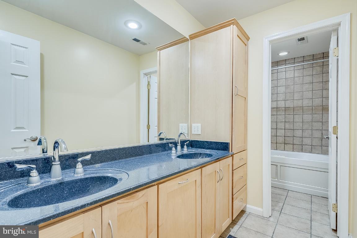 LORD'S CREEK - Residential