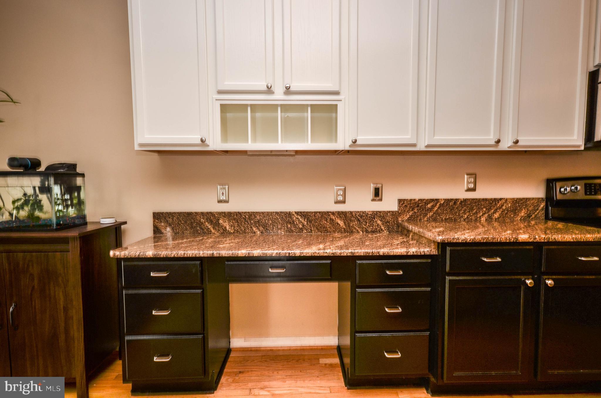 KINGSVIEW VILLAGE - Residential Lease