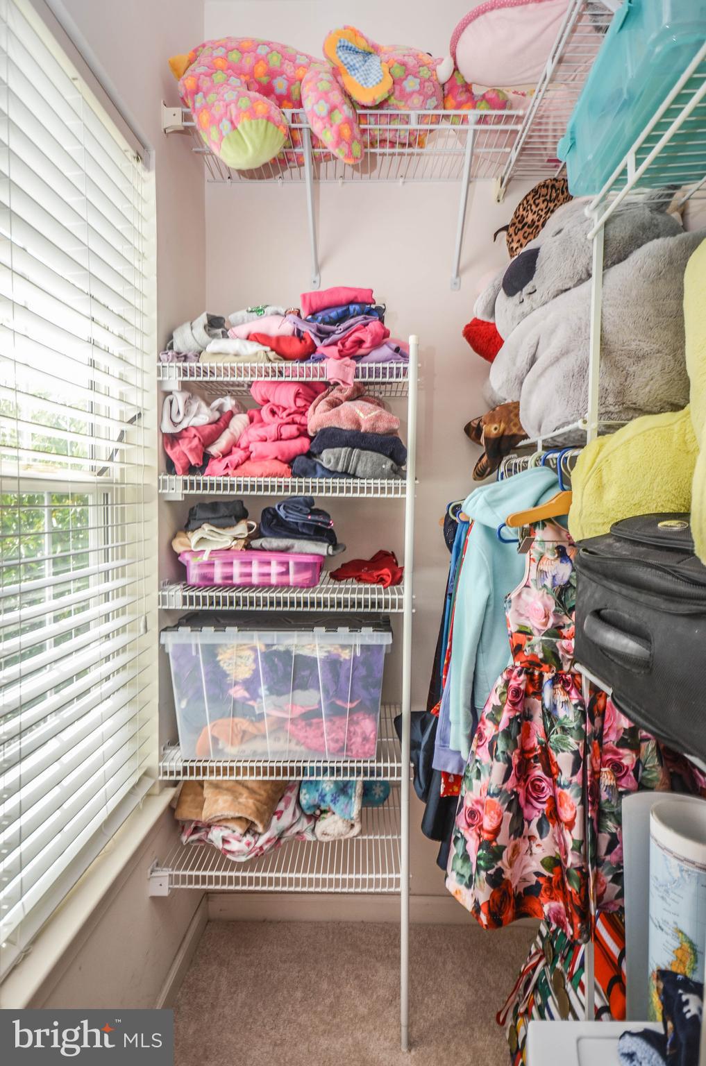 KINGSVIEW VILLAGE - Residential Lease