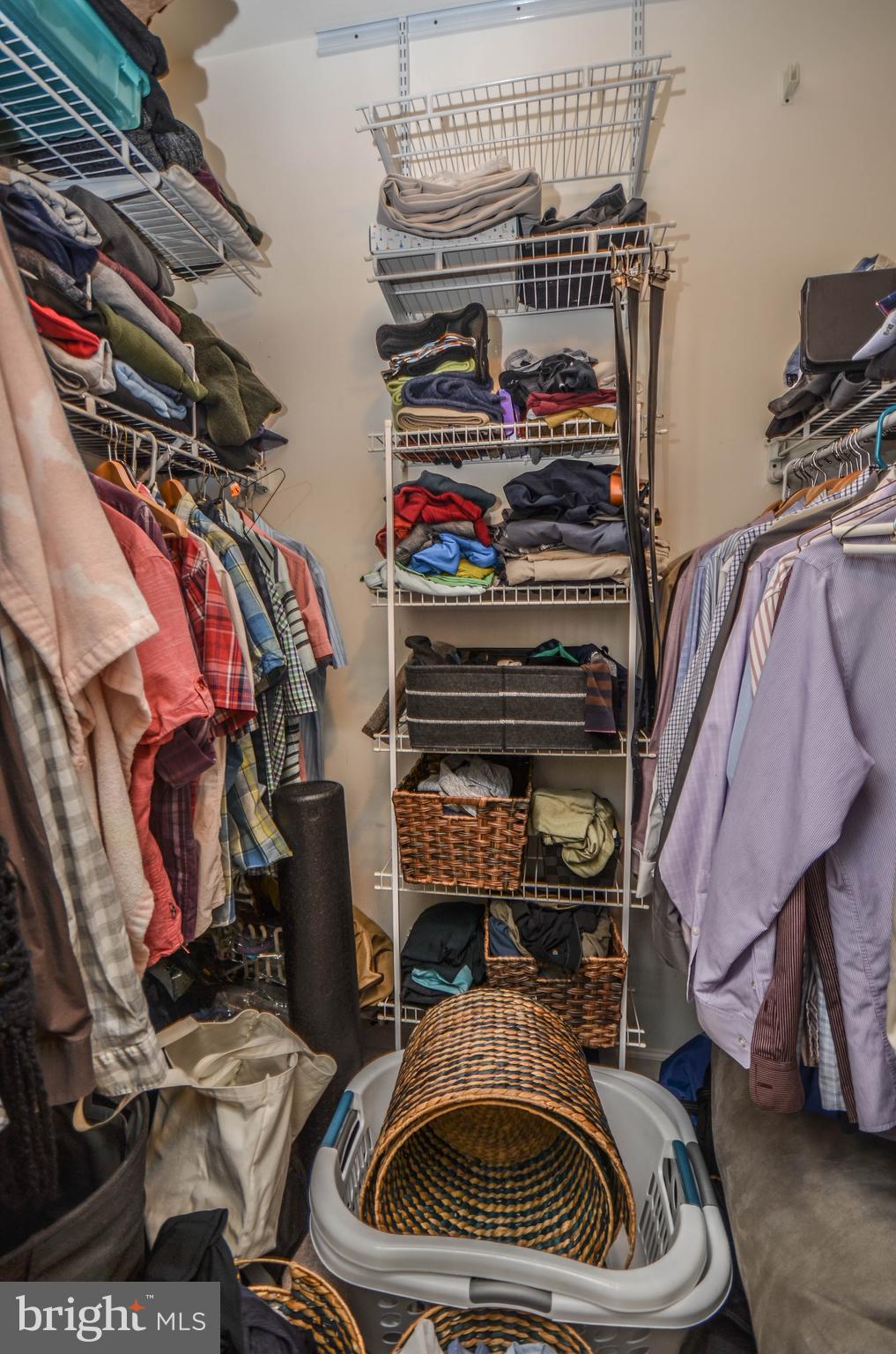 KINGSVIEW VILLAGE - Residential Lease