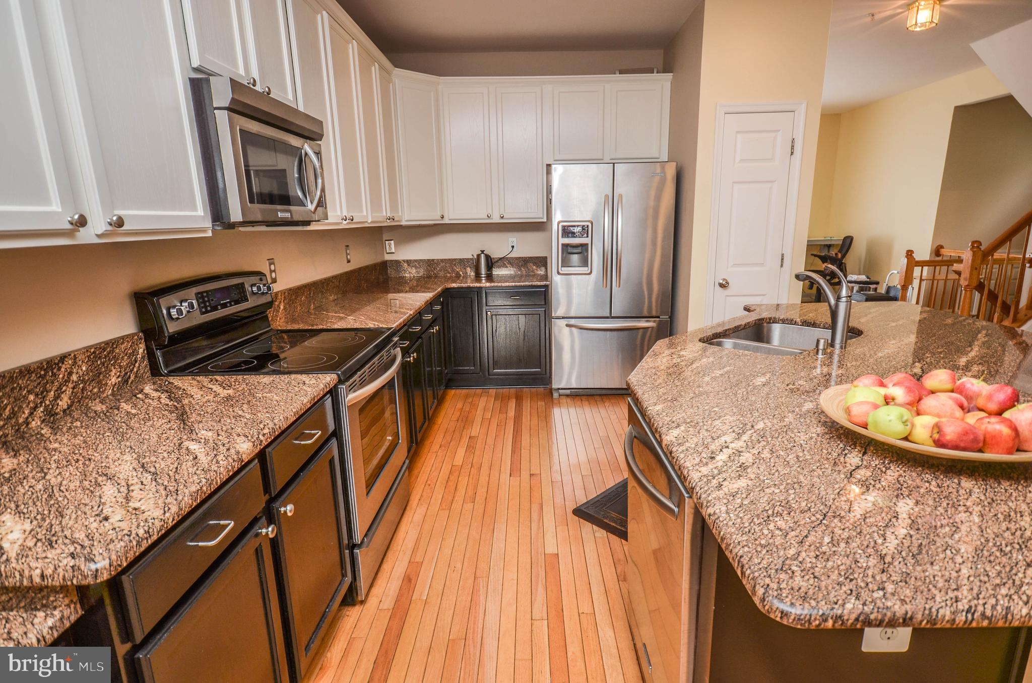 KINGSVIEW VILLAGE - Residential Lease