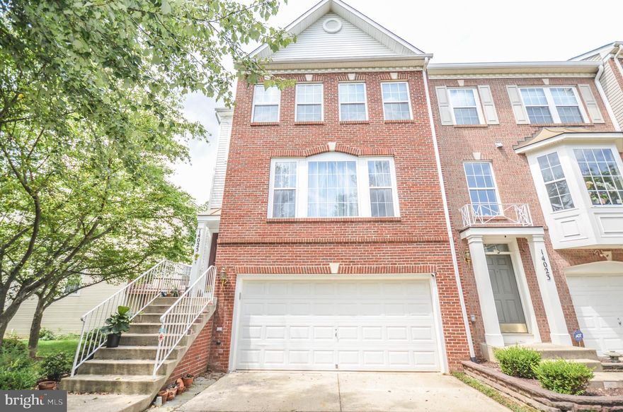 Bright end unit townhouse with attached 2 car garage for rent in desirable Kingsview Village! Includes 2,429 SQFT  2 full / 2 half baths. 

Main level features a formal living room, vast open concept kitchen with granite countertops, modern ceramic cooktop, stainless steel appliances, sprawling island with breakfast bar seating. Kitchen opens to a warm family room/dining room with cozy fireplace and sliding glass door to a spacious deck.

Carpeted upper level includes an enormous master suite, 2 walk-in closets, and private full bathroom with relaxing soaking tub, separate shower, and double vanity with updated mirror. Two additional bright and sizable bedrooms (one with walk-in closet), a full hall bathroom, and laundry complete this level.

The walkout lower level has a spacious rec room, half bathroom, and sliding glass doors to a private rear yard - suitable as a home office, guest bedroom, or exercise space. 

Kingsview Village offers community center, pool, clubhouse, and tennis courts. Home is located near Spark Matsunaga school, shopping, restaurants, Adventure Playground, Seneca Creek State Park, trails, and much more. Pets case-by-case with $50 monthly pet rent. Good credit required.