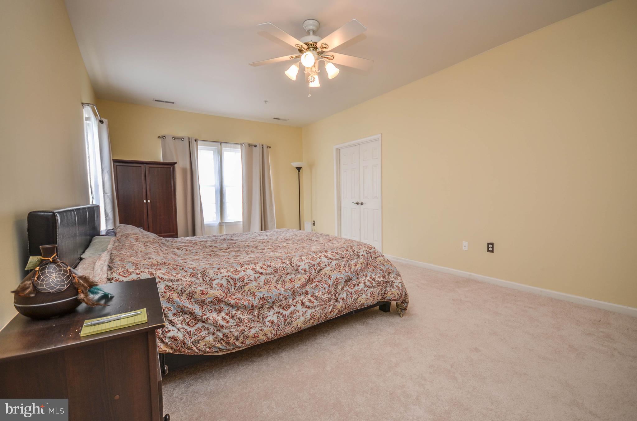 KINGSVIEW VILLAGE - Residential Lease