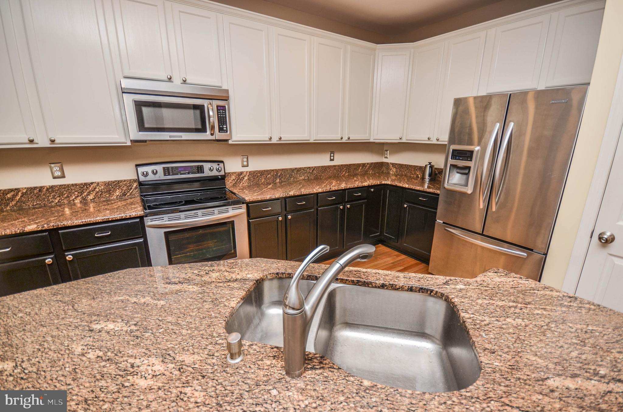 KINGSVIEW VILLAGE - Residential Lease