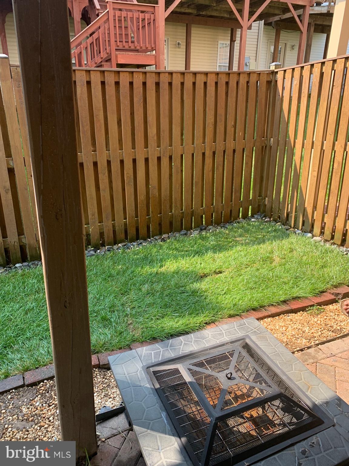 KINGSVIEW VILLAGE - Residential Lease