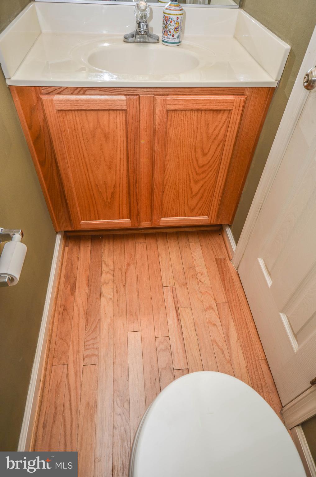 KINGSVIEW VILLAGE - Residential Lease