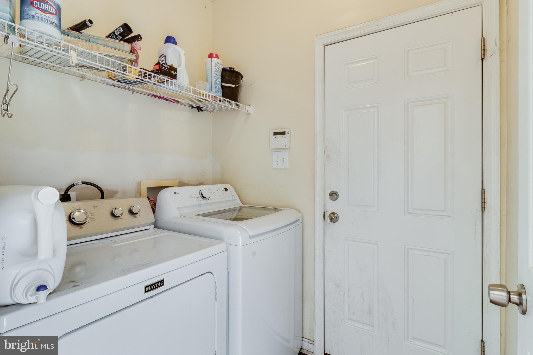 STRAWBERRY HILL EST SUB - Residential