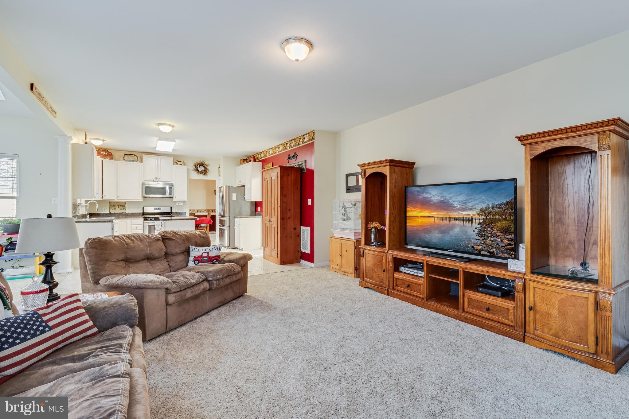 STRAWBERRY HILL EST SUB - Residential