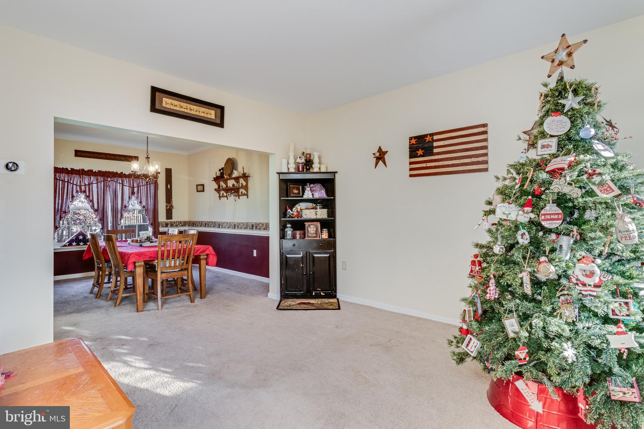 STRAWBERRY HILL EST SUB - Residential