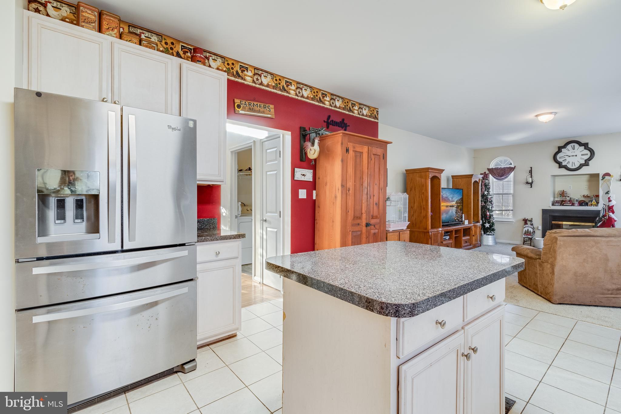 STRAWBERRY HILL EST SUB - Residential