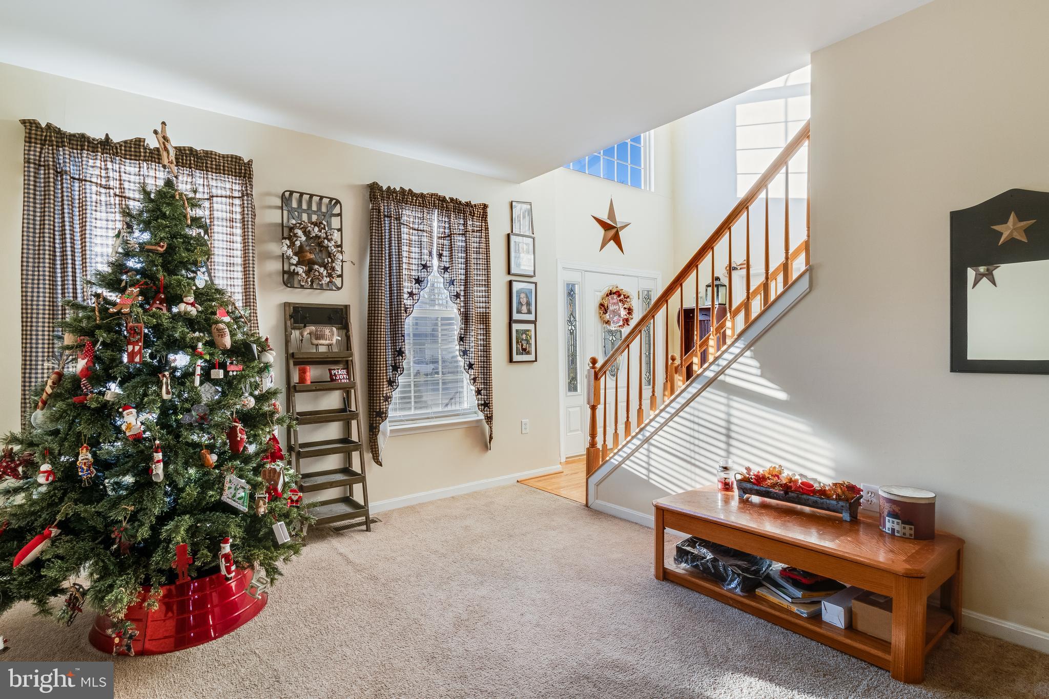 STRAWBERRY HILL EST SUB - Residential