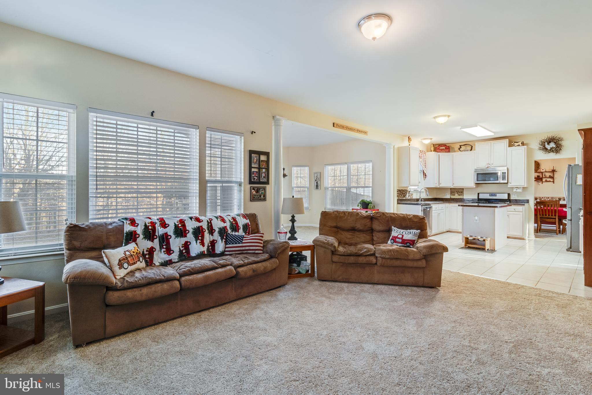 STRAWBERRY HILL EST SUB - Residential