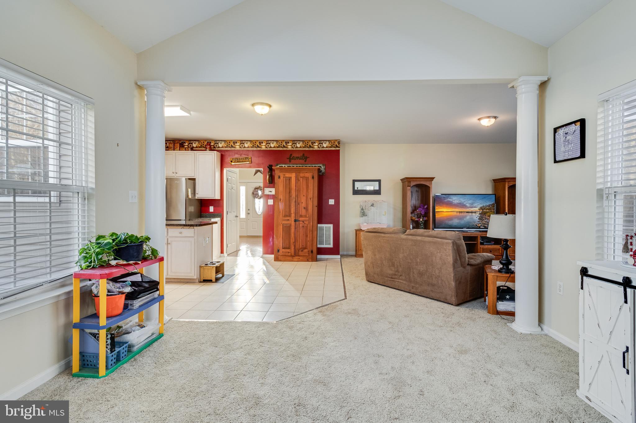 STRAWBERRY HILL EST SUB - Residential